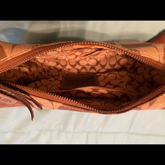 Coach Small Shoulder Purse - Picture 3 of 4